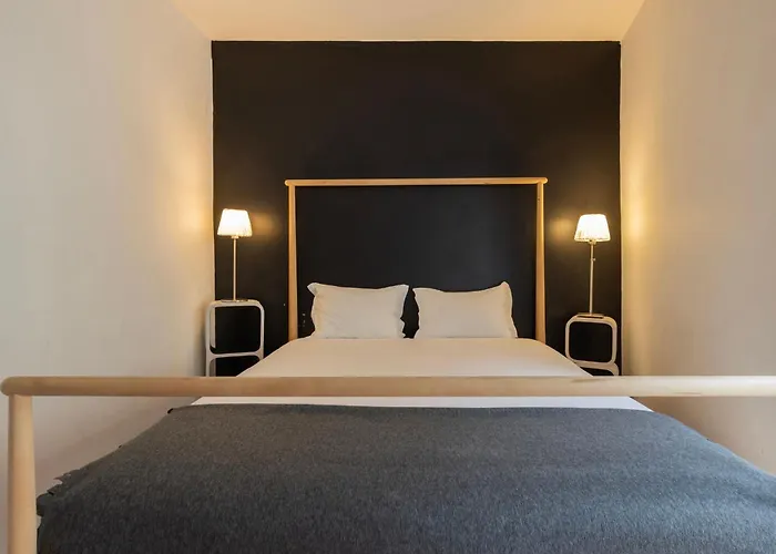 Chiado Center 1bdr Flat By Lovelystay *