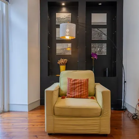 Chiado Center 1bdr Flat By Lovelystay Apartmán