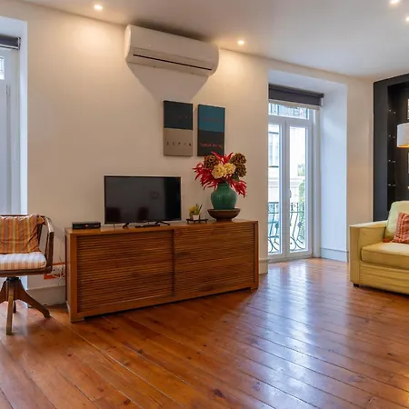 Chiado Center 1bdr Flat By Lovelystay Apartamento Lisboa