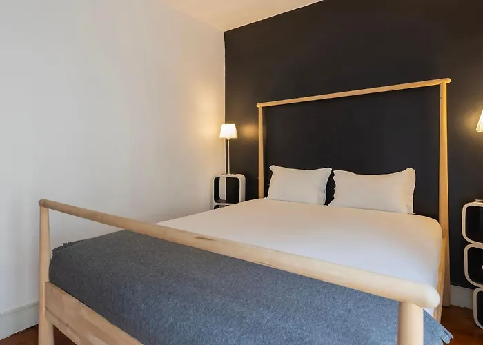 Chiado Center 1bdr Flat By Lovelystay Lisboa