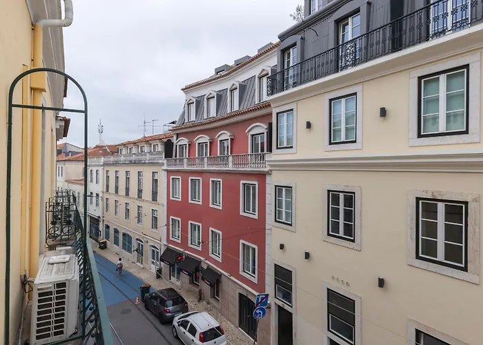 Apartment Chiado Center 1bdr Flat By Lovelystay